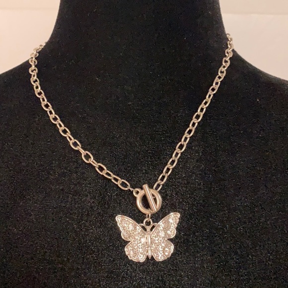 Rhinestone butterfly necklace with matching dangling earrings - Picture 3 of 11